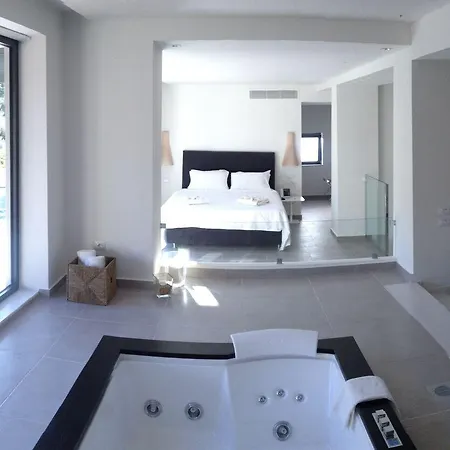 Tesoro Blu & Adults Only